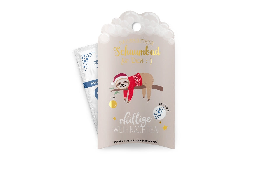 Geschenk für Dich Naturkosmetik Schaumbad mit weihnachtlichen Faultier-Motiv & Aufschrift „Chillige Weihnachten“.