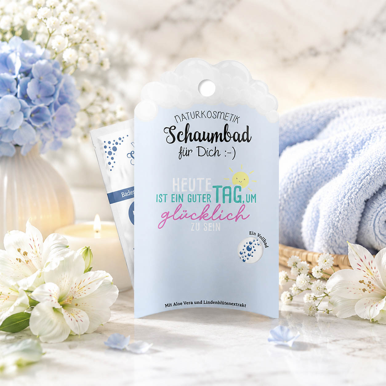 Naturkosmetik Schaumbad „Heute ist ein guter Tag, um glücklich zu sein“ Hellblau – Geschenk für Dich (Moodbild)