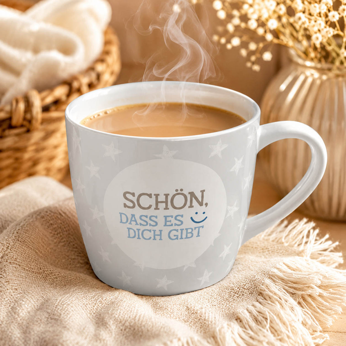 Maxi Becher „Schön, dass es Dich gibt" Lovely Greetings – große Tasse im Alltag