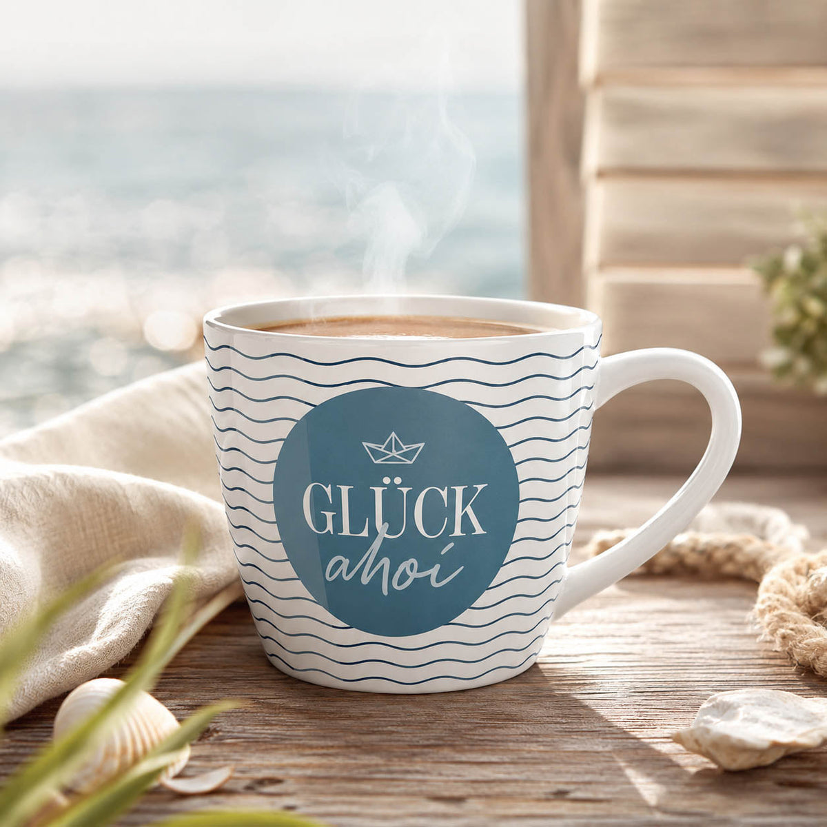Maxi Becher „Glück Ahoi" – große Tasse im maritimen Alltag