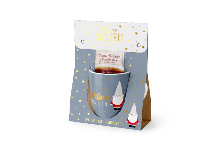 Geschenkset „Kleine Auszeit – Schöne Weihnachten“ von Geschenk für Dich: Becher, Tee & Schokolade mit Weihnachtszwerg Wichtel Motiv