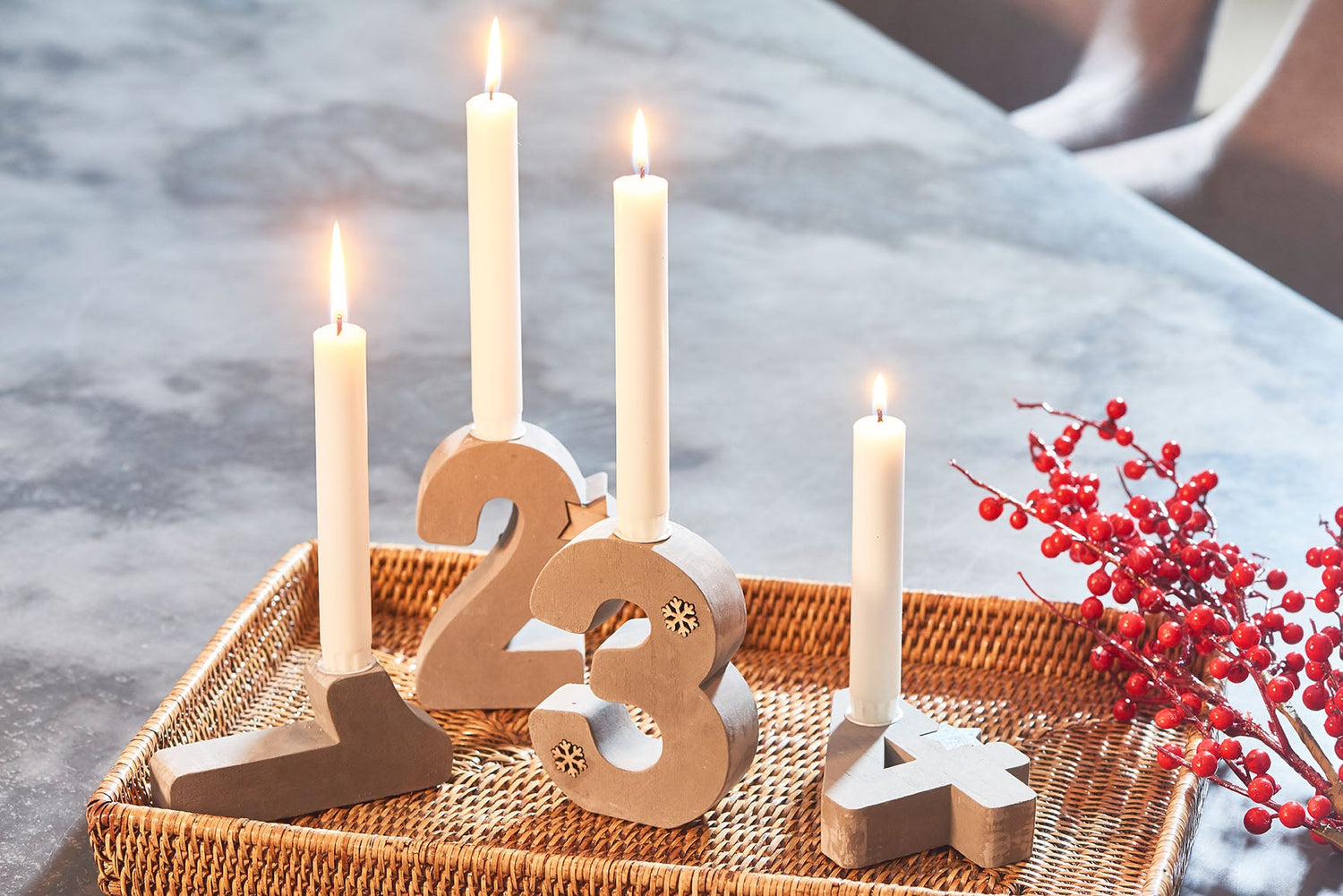 Adventskränze, Adventsleuchter, Kerzentabletts online kaufen