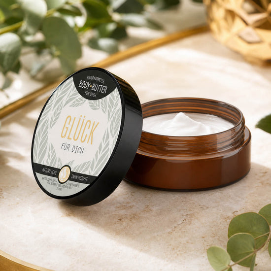 Bodybutter „Glück für Dich" in Anwendung – Naturkosmetik von Geschenk für Dich