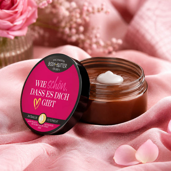 Bodybutter „Wie schön, dass es Dich gibt“ in Anwendung – Naturkosmetik von Geschenk für Dich