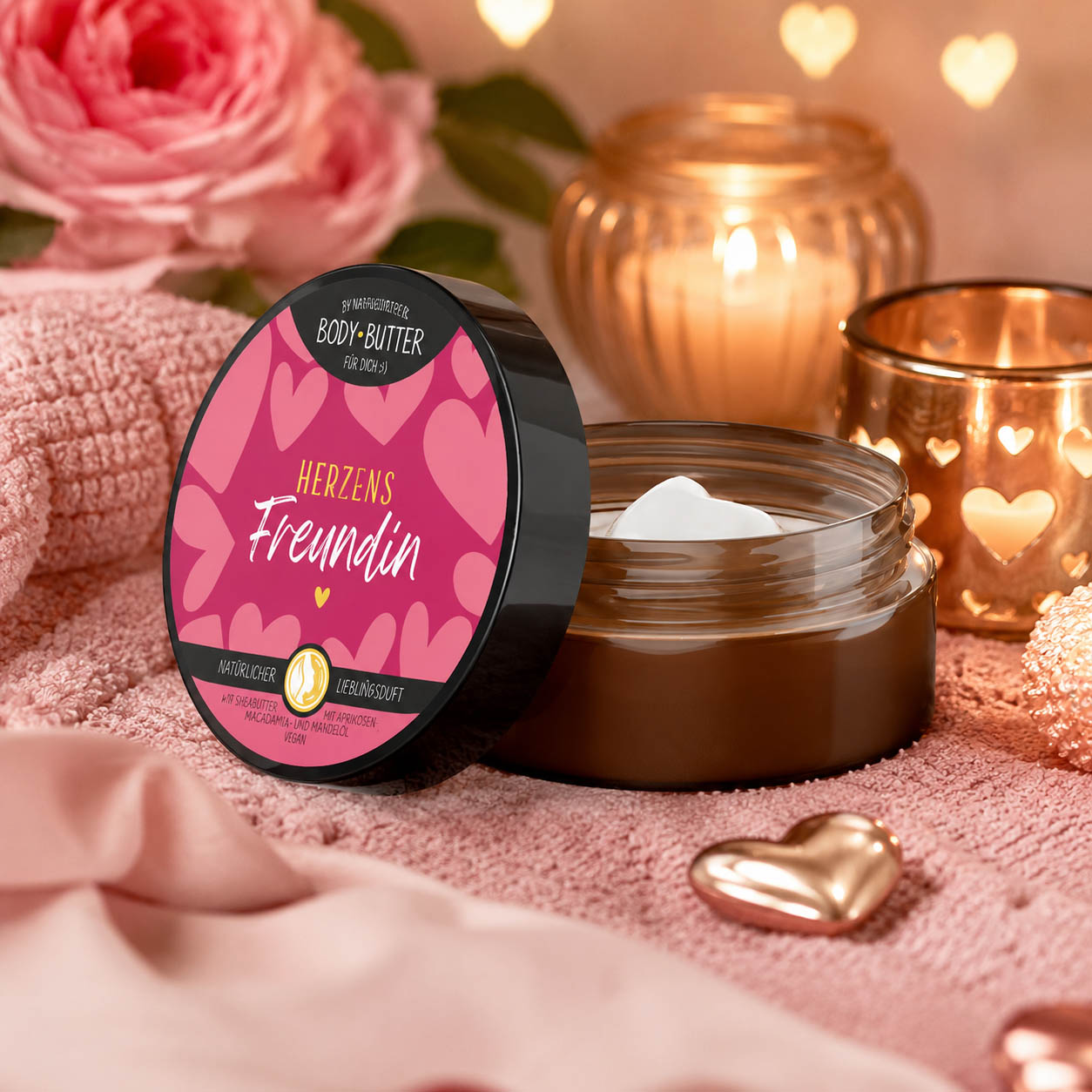 Bodybutter „Herzens Freundin“ in Anwendung – Naturkosmetik von Geschenk für Dich