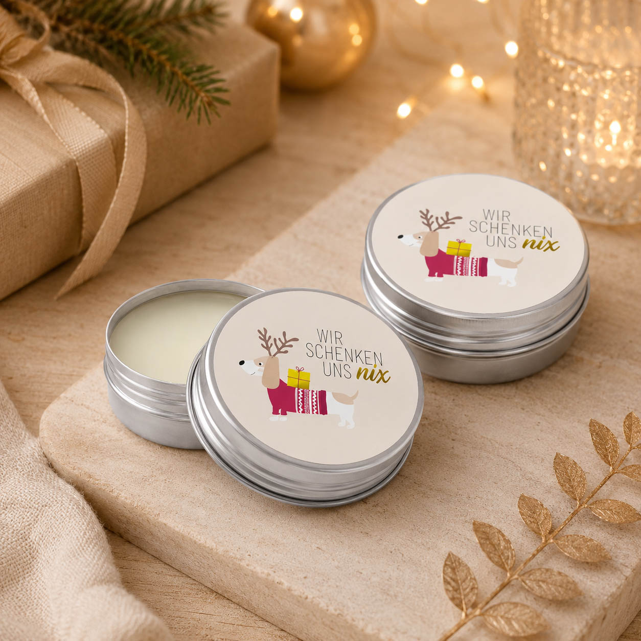 Lippenbalsam Wir schenken uns nix Dackel stimmungsvoll mit Weihnachtsdeko – Geschenk für Dich