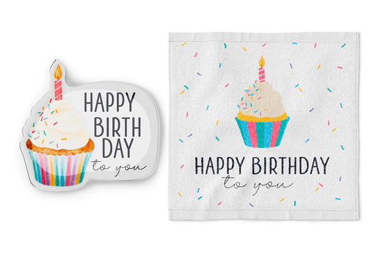 Magisches Handtuch „Happy Birthday to you“ von Geschenk für Dich – Zauberhandtuch mit Törtchen- & Kerzenmotiv
