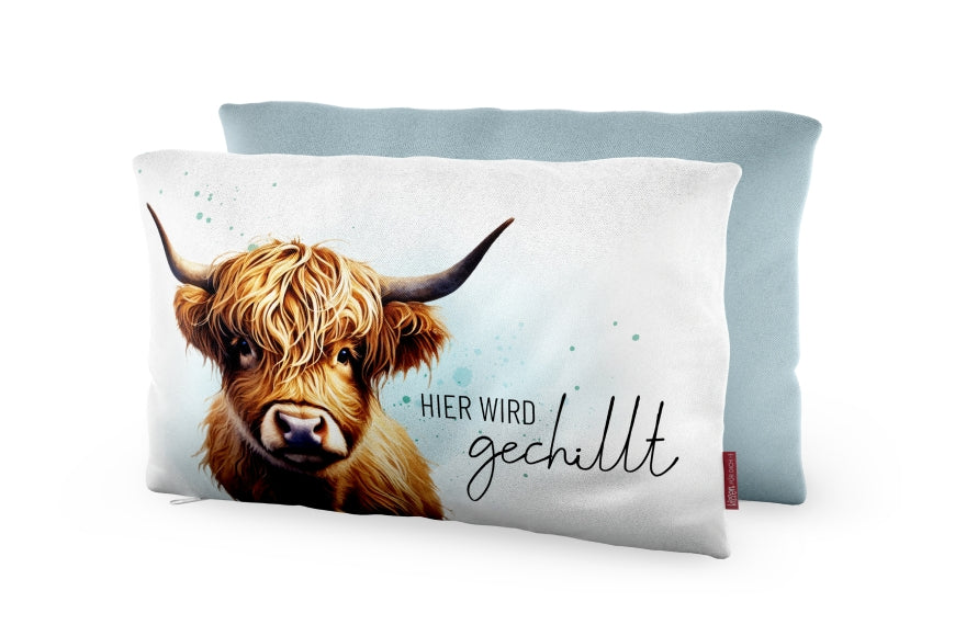 Geschenk für Dich Kissen mit süßem Hochlandrind Motiv und Spruch „Hier wird gechillt“