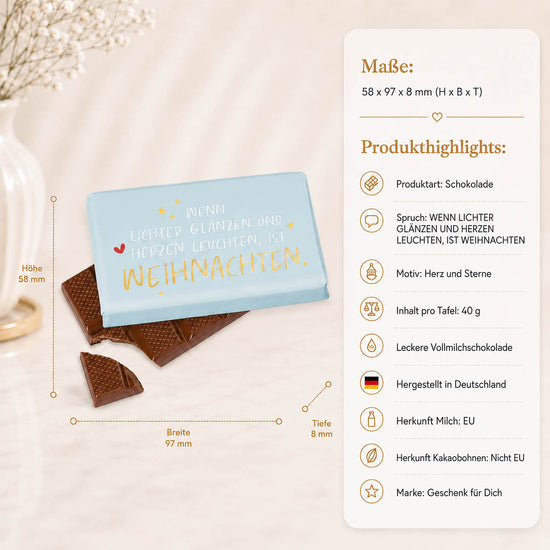 Weihnachtsschokolade mit Spruch Wenn Lichter glänzen und Herzen leuchten ist Weihnachten, hellblau mit Herz und Sternen, Vollmilch 40 g – Geschenk für Dich – Produkt-Highlights