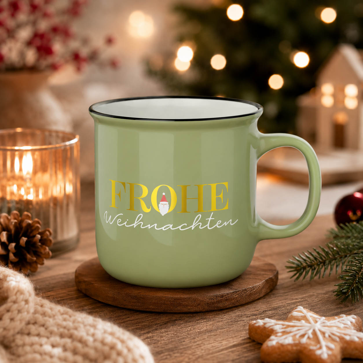 Kultbecher Frohe Weihnachten Salbeigrün stimmungsvoll – Geschenk für Dich