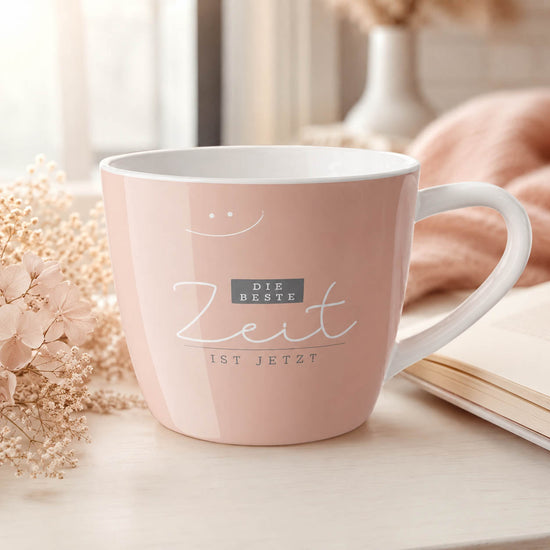 Maxi Becher „Die beste Zeit ist jetzt" Cosy – große Tasse im Alltag
